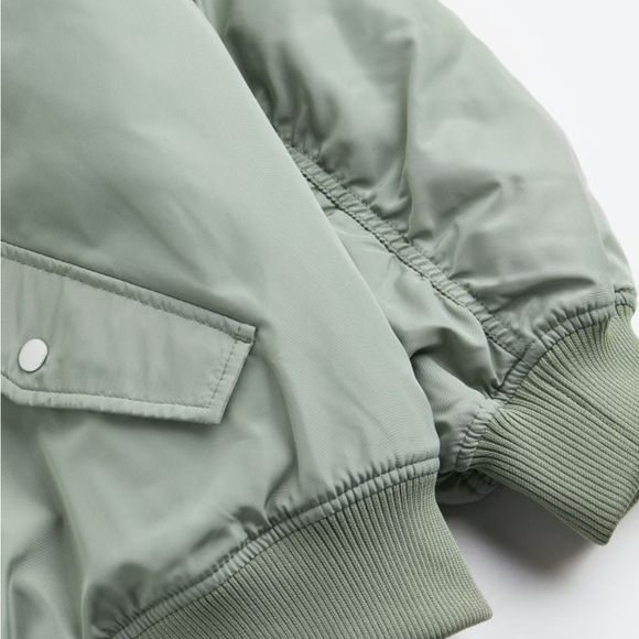 H&M Bomber Jacket - moto Divided jacket. Padded bomber jacket Mint Green XS NEW - Picture 6 of 14